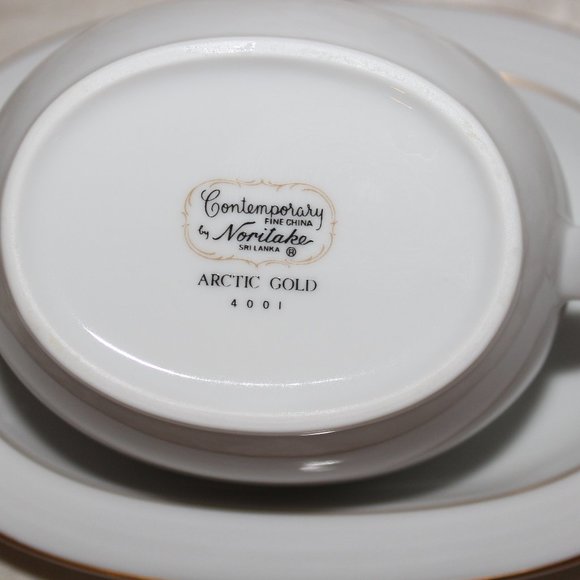 Noritake Arctic Gold Gravy Boat - Picture 4 of 11